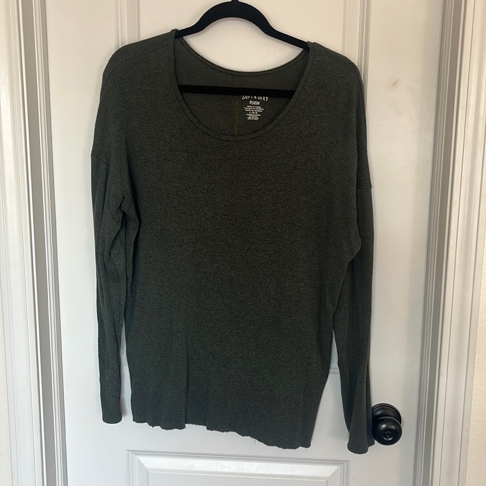 SWEATER SALE 3/$15! American Eagle Outfitters Plush Sweater - size  L
